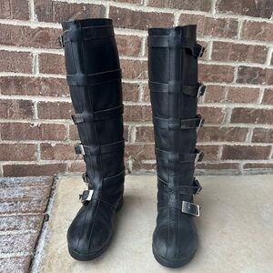 Son of Sandlar buckle boot size 9